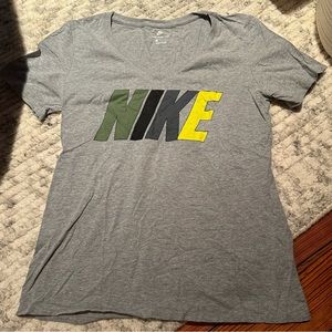 Nike grey cotton short sleeve tee small